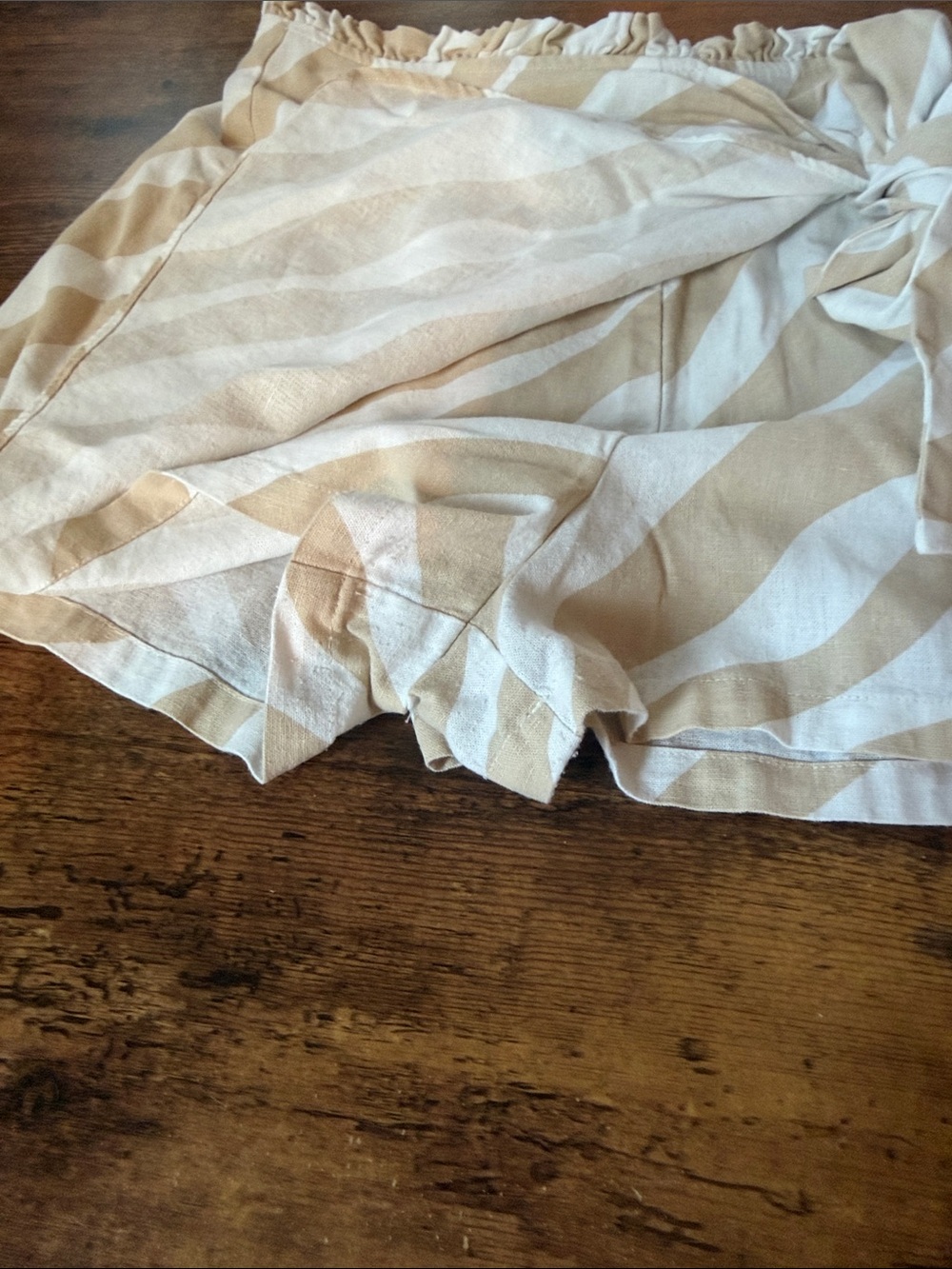 Versona Beige and White Striped Elastic Waist Skirt - Picture 5 of 7